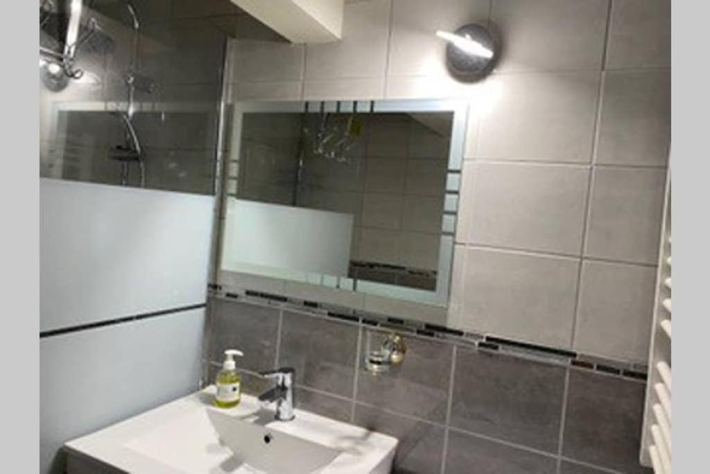דינייה-לה-בן Calme Dans Maison De Village 60M2 Super Confort מראה חיצוני תמונה